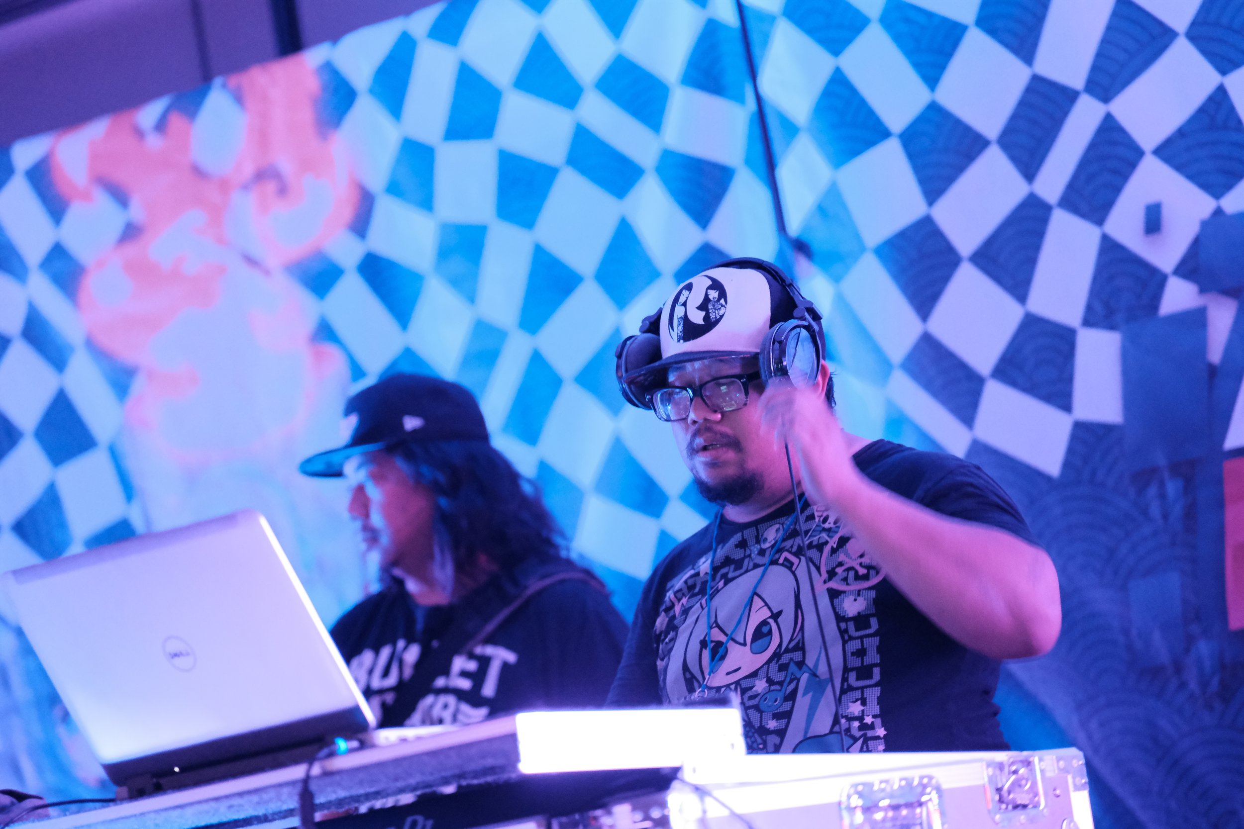 DJ's