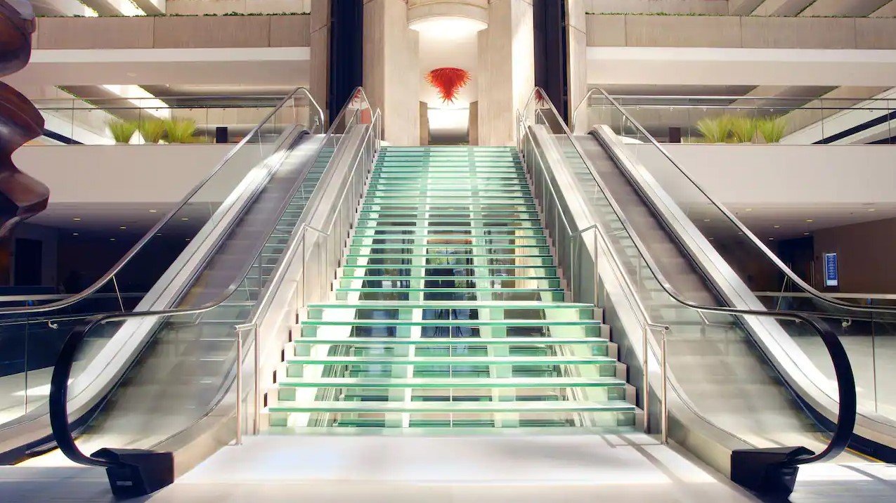 hyatt4.jpg